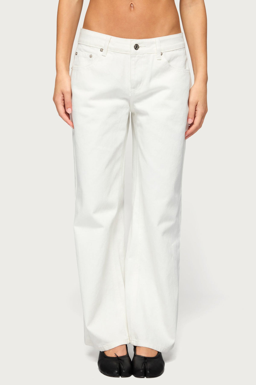 Petite Raelynn Washed Low Rise Baggy Jeans