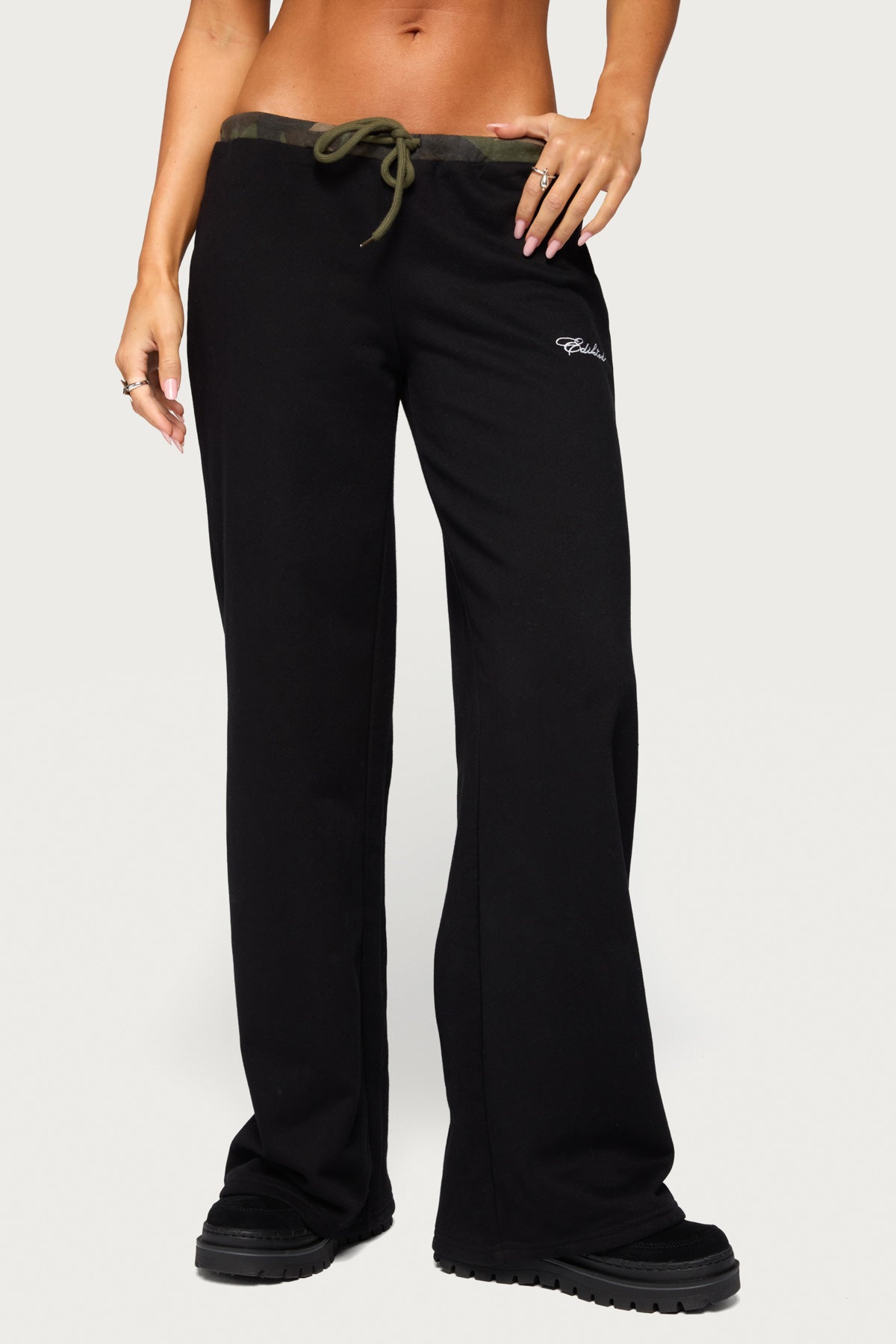 Taye Camo Waistband Sweatpants